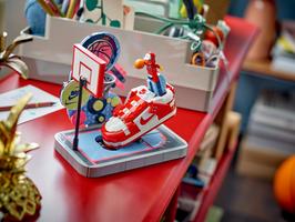 Набор LEGO Nike Dunk Trickshot