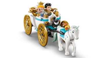 Набор LEGO Cinderella's Castle & horse Carriage