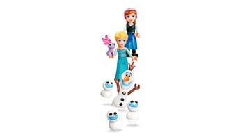 Набор LEGO Ледяной замок Эльзы и снежная горка