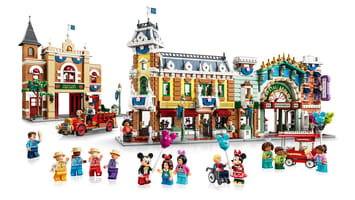 Набор LEGO 43302 Main Street, U.S.A.