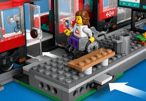Набор LEGO Downtown Streetcar