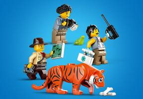 Набор LEGO Jungle Explorer Truck