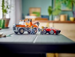 Набор LEGO Tow Truck and Sports Car Repair