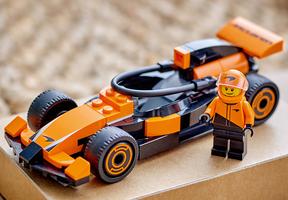Набор LEGO F1 Driver with McLaren Race Car