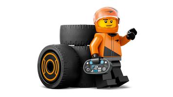 Набор LEGO F1 Driver with McLaren Race Car
