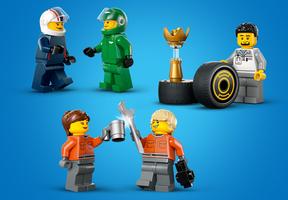 Набор LEGO F1 Truck with RB20 & AMR24 F1 Cars