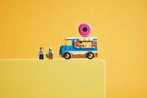 Набор LEGO Donut Truck