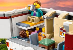 Набор LEGO Holiday Adventure Camper Van