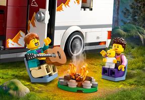 Набор LEGO Holiday Adventure Camper Van