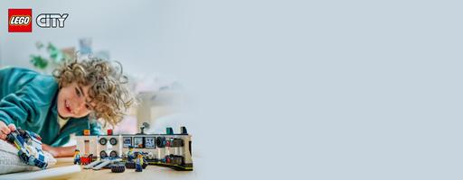 Набор LEGO Custom Police Car garage