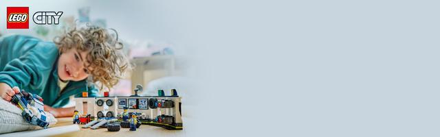 Набор LEGO Custom Police Car garage