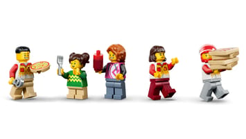 Набор LEGO Пиццерия и техника для доставки