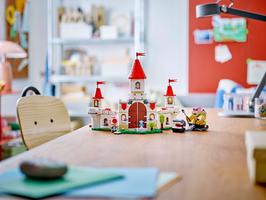 Набор LEGO Battle with Roy at Peach's Castle