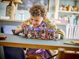 Набор LEGO King Boo's Haunted Mansion