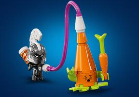 Набор LEGO Izzie and Bunchurro the Gaming Bunny