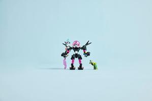 Набор LEGO Mateo vs. Cyber Brain Mech