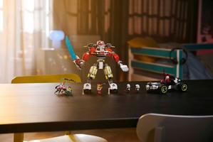 Набор LEGO Cooper's Tiger Mech & Zero's Hot Rod Car