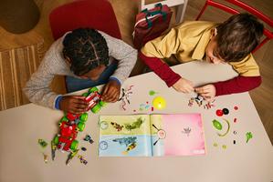 Набор LEGO Mateo's Spray Paint Truck