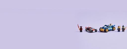 Набор LEGO Rogue vs. Drix Race Car Duel