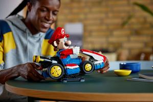 Набор LEGO Mario Kart – Mario & Standard Kart