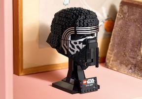 Набор LEGO Kylo Ren Helmet