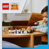 Набор LEGO Minions and Banana Car