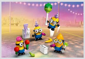 Набор LEGO Minions' Music Party Bus