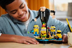 Набор LEGO Brick-Built Gru and Minions