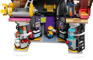 Набор LEGO Minions and Gru's Family Mansion