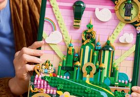 Набор LEGO Emerald City Wall Art