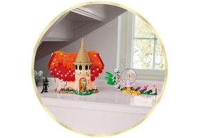 Набор LEGO Glinda & Elphaba Visit Munchkinland