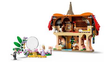 Набор LEGO Glinda & Elphaba Visit Munchkinland
