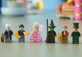 Набор LEGO Glinda & Elphaba Bookends