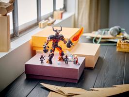 Набор LEGO Thor vs. Surtur Construction Figure