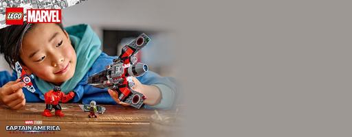 Набор LEGO Captain America vs. Red Hulk Battle