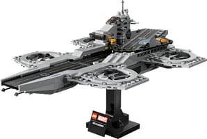Набор LEGO Геликарриер Мстителей