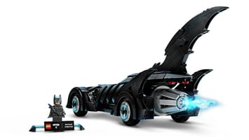 Набор LEGO Бэтмобиль из фильма «Бэтмен навсегда»