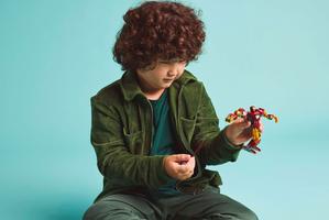 Набор LEGO Iron Man Mech vs. Ultron