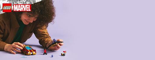 Набор LEGO Iron Man Car & Black Panther vs. Red Hulk