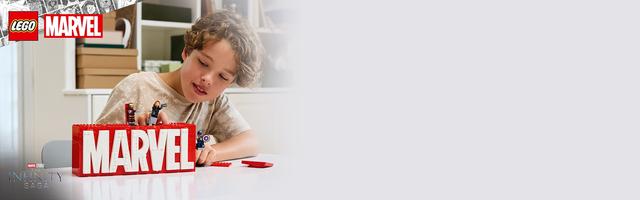 Набор LEGO MARVEL Logo