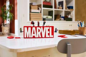 Набор LEGO MARVEL Logo