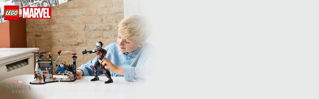 Набор LEGO Captain America: Civil War Battle