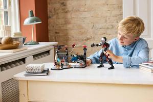 Набор LEGO Captain America: Civil War Battle