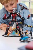 Набор LEGO Captain America: Civil War Battle