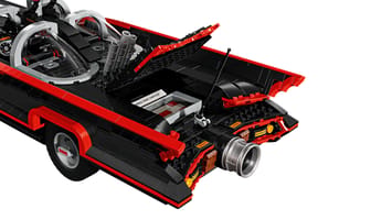 Набор LEGO Бэтмен: бэтмобиль из классического сериала