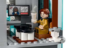 Набор LEGO «Мстителей: Доктор Дум» — башня Новых Мстителей