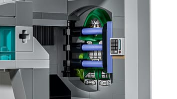 Набор LEGO «Мстителей: Доктор Дум» — башня Новых Мстителей