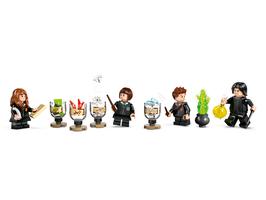 Набор LEGO Hogwarts Castle: Potions Class