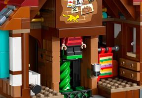 Набор LEGO The Burrow – Collectors' Edition