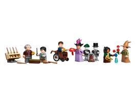 Набор LEGO Ollivanders & Madam Malkin’s Robes